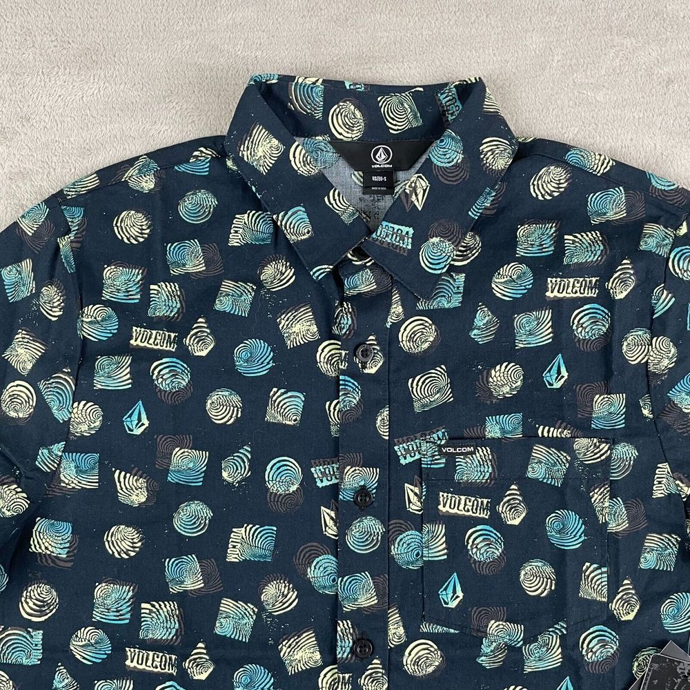 Volcom Warbler Woven Shirt Men Small Black Short Sleeve Beach Geometric‎ NWT $60
